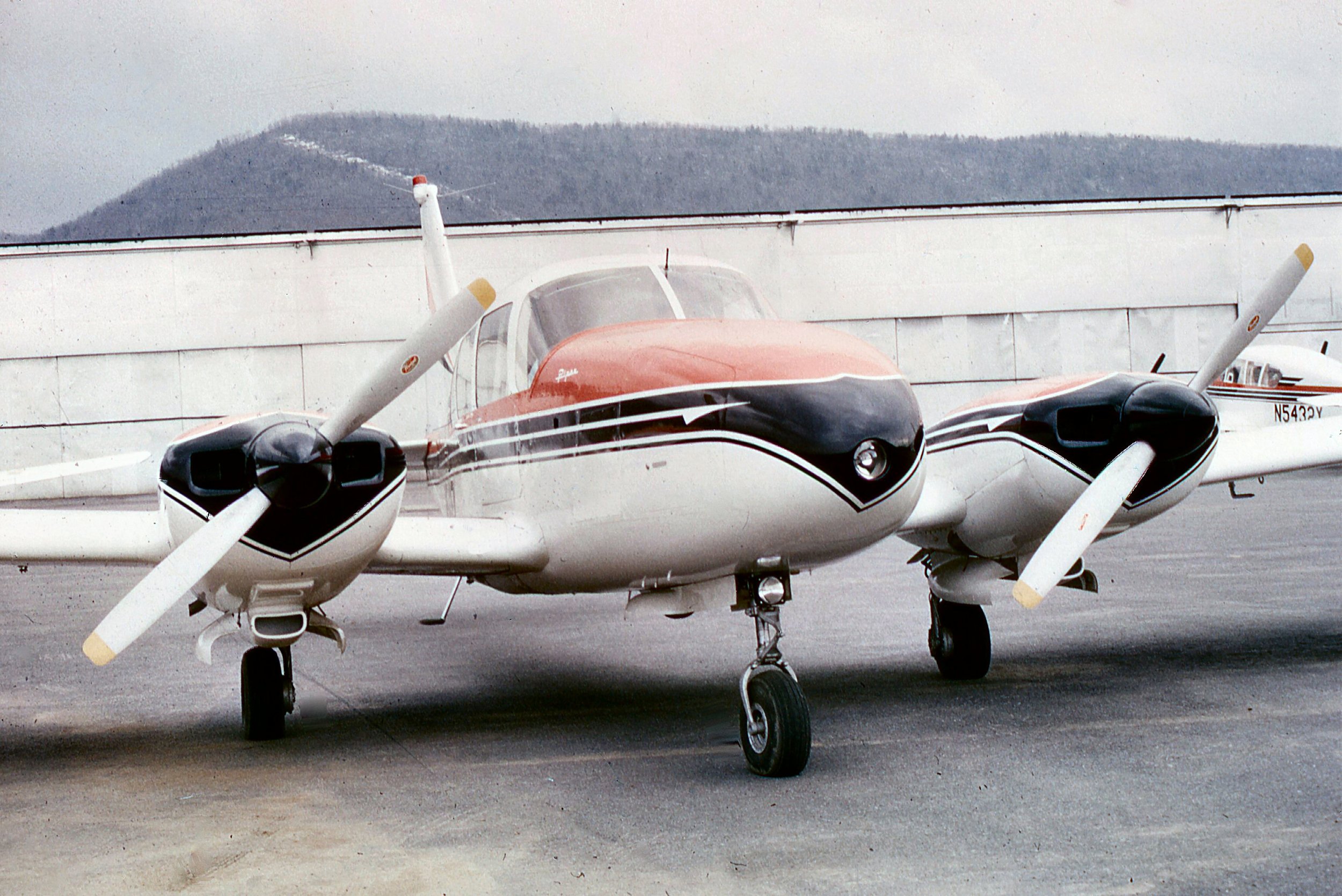 Aztec Family — Piper Aviation Museum